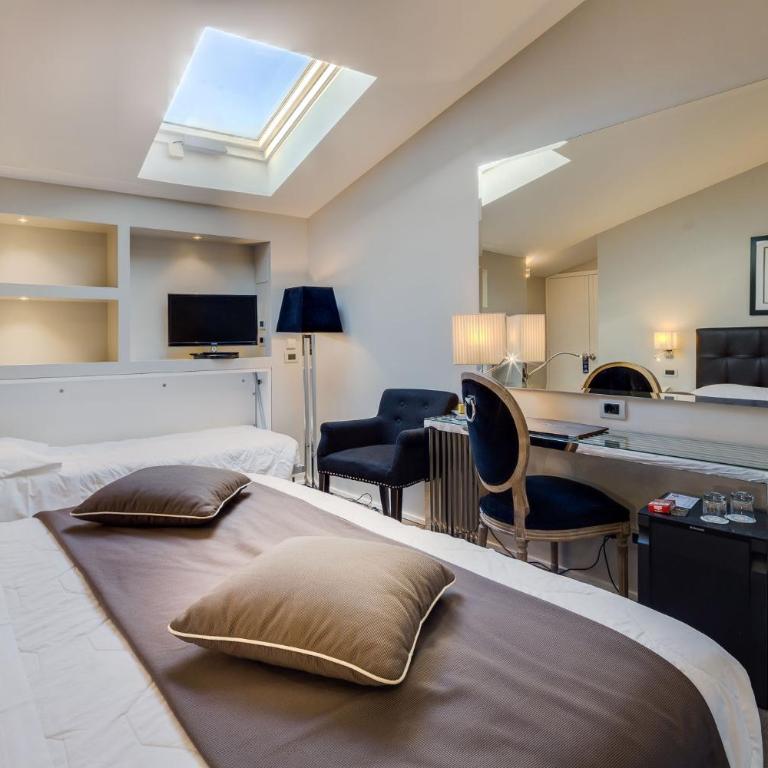 Hotel Roma - Classic Triple Room - 1