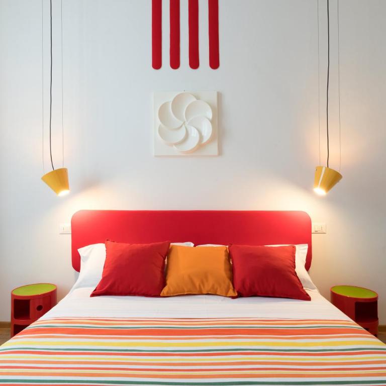 Zip b&b . design in Florence - Camera Matrimoniale/Doppia con Letti Singoli con Bagno Privato - 2