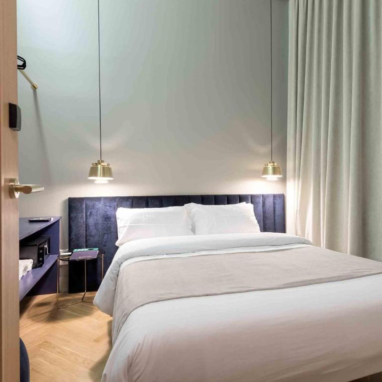 BUHO Boutique Rooms - Tiny Double Room - 21