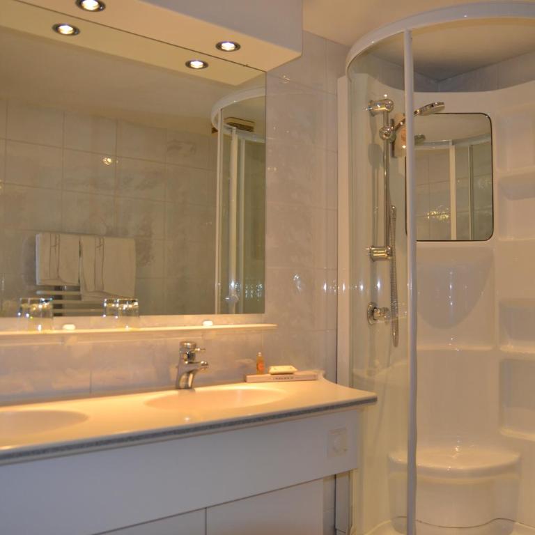 Hotel Hecher - Comfort Doppelzimmer - 5