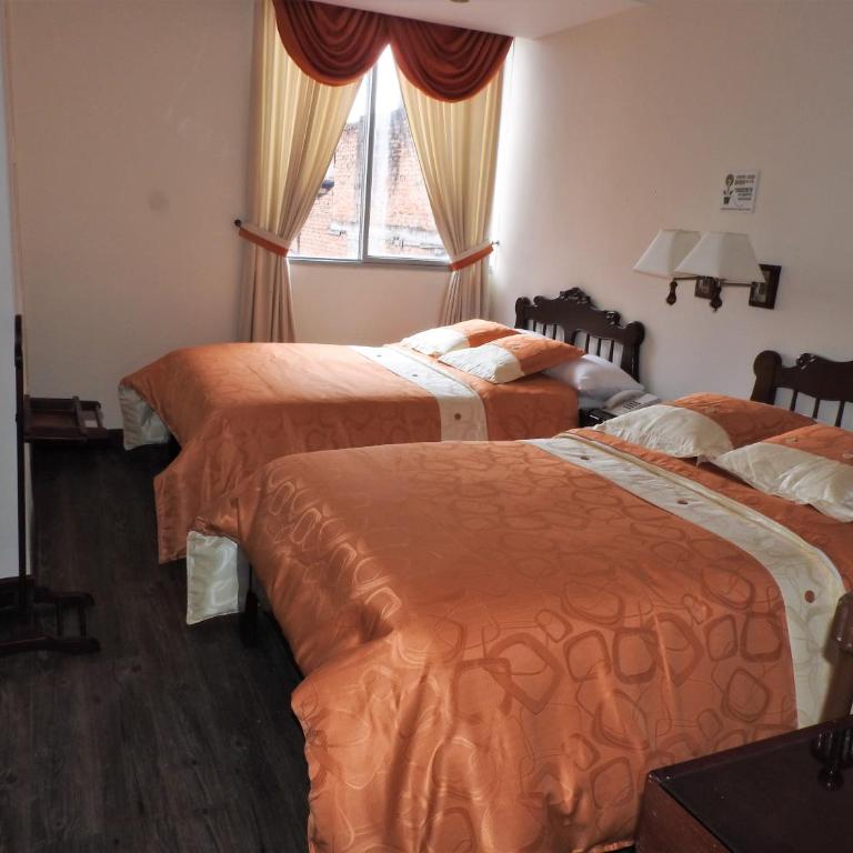 Hotel Angasmayo Ipiales - Habitación Doble Estándar - 2 camas - 4