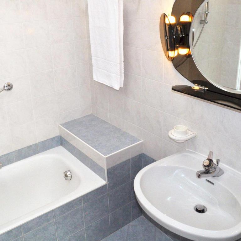 Albergo Antico - Camera Matrimoniale/Doppia con Letti Singoli - 2