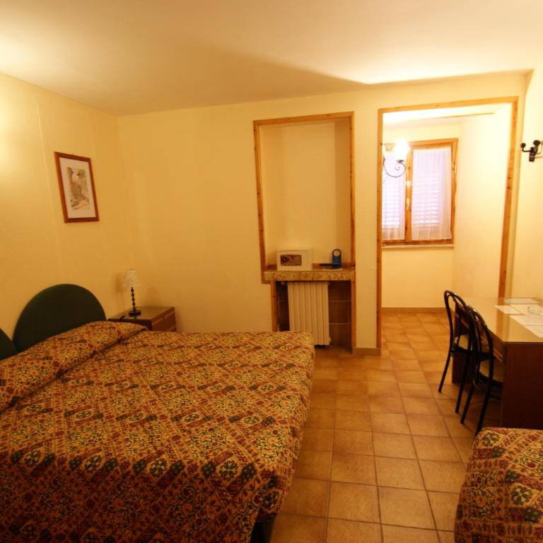 Hotel Europa - Camera Tripla - 2