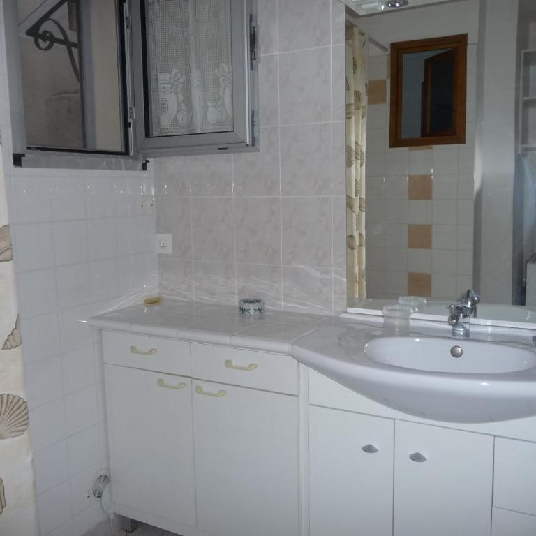 Havre de Paix Centre ville Narbonne, T3 confortable, près de l'ARENA et du GRAND BUFFET - Apartamento - 6