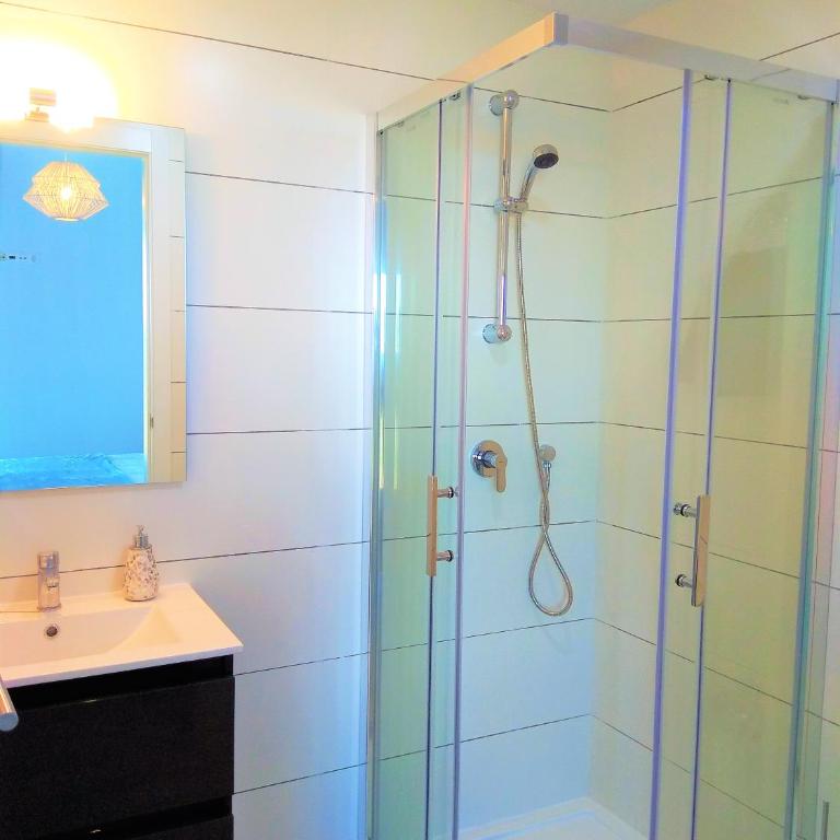 Luxury and Modern Beach Apartment with Sea Views - Apartamento con vistas al mar - 33