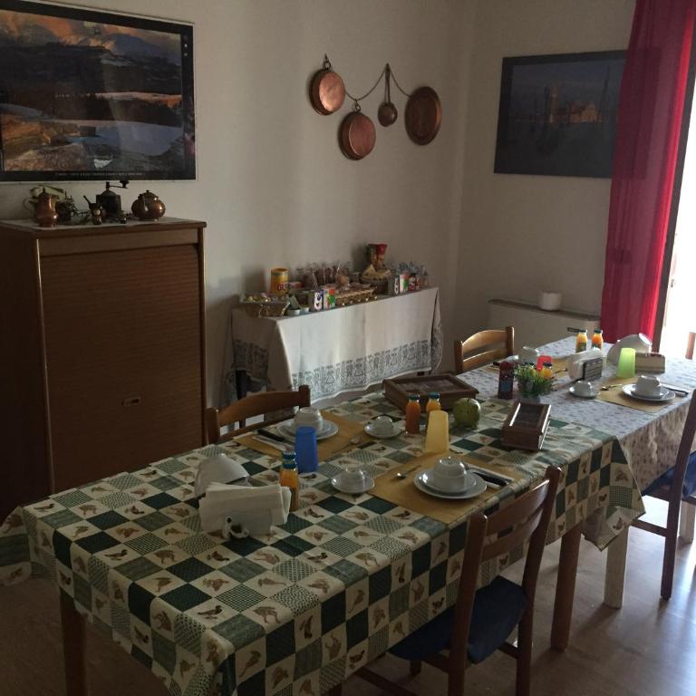 Spagna B&B - Camera Matrimoniale/Doppia con Letti Singoli con Bagno in Comune - 4