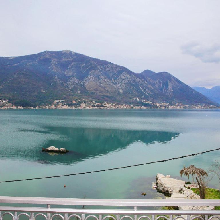 Joković Accommodation - Dvokrevetna Soba sa Zasebnim Krevetima, Terasom i Pogledom na More - 12