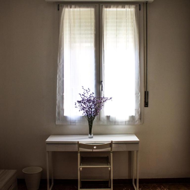 A due passi dal Lumière - Camera Tripla con Bagno in Comune - 15
