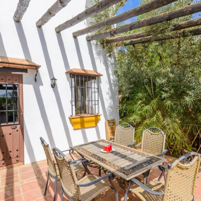 Cubo's Casa La Viña - Four-Bedroom House - 11