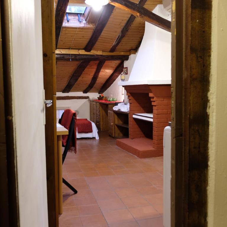 GuestHost - Castiglione Lovely Mansarda - Apartment - 5