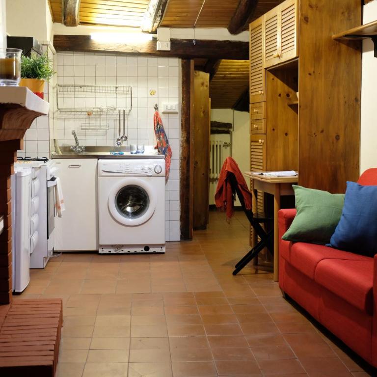 GuestHost - Castiglione Lovely Mansarda - Apartment - 9
