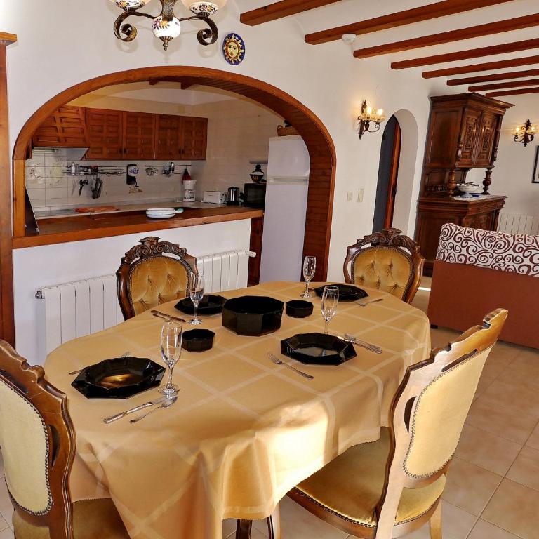 Villa Yvonne - chill out, free WIFI, close to facilities - Villa - 8