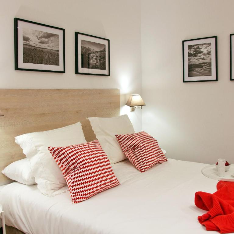 Feelathome Madrid Suites Apartments - Two-Bedroom Apartment - 11