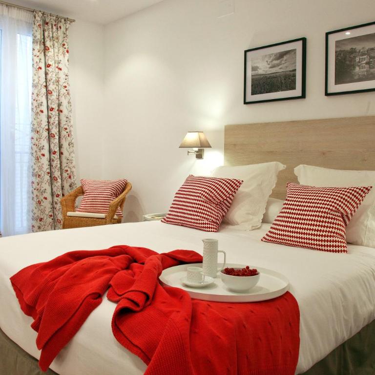Feelathome Madrid Suites Apartments - Two-Bedroom Apartment - 4