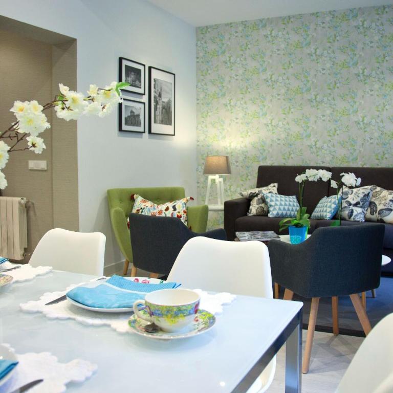 Feelathome Madrid Suites Apartments - Two-Bedroom Apartment - 24