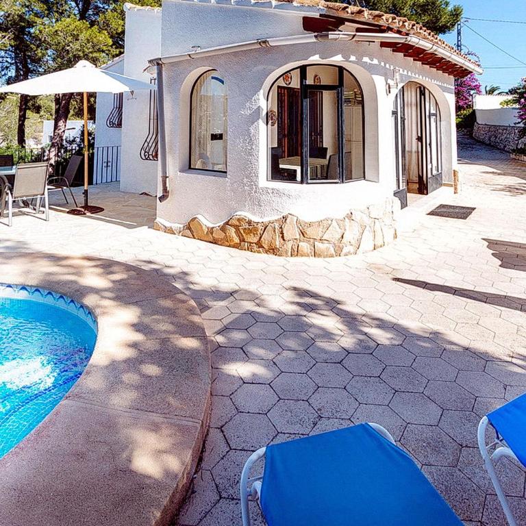Villa Yvonne - chill out, free WIFI, close to facilities - Villa - 25