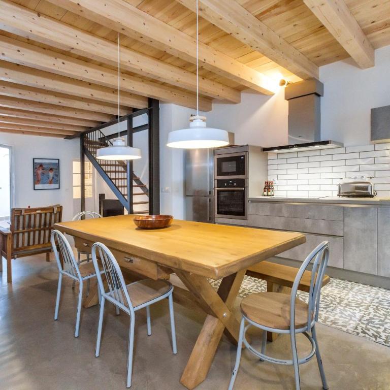 Lets Holidays FISHERMAN HOUSE IN OLD TOWN of TOSSA DE MAR - Casa de 3 dormitorios - 2
