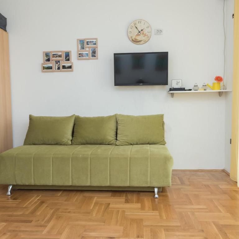 Apartmani Jazz Aleksandra - Apartman sa Jednom Spavaćom Sobom i Balkonom (4 Odrasle Osobe) - 14