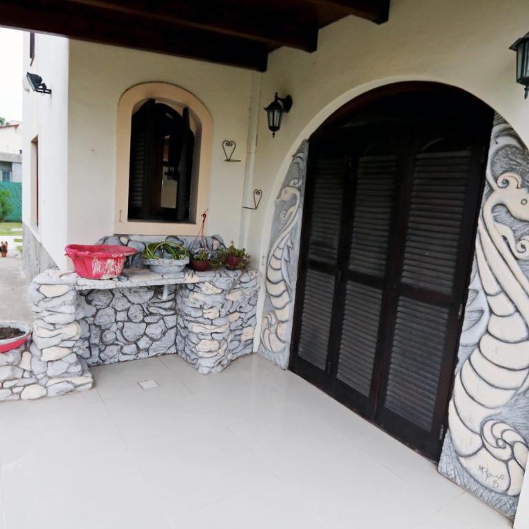 Hermosa Casa con Pileta Roldán Funes Rosario - Casa - 28