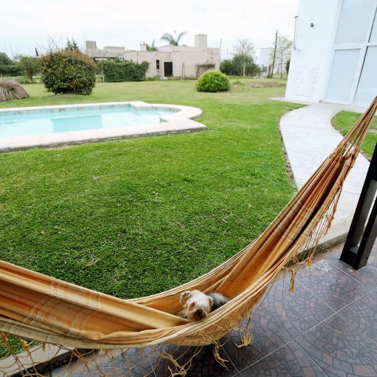 Hermosa Casa con Pileta Roldán Funes Rosario - Casa - 4