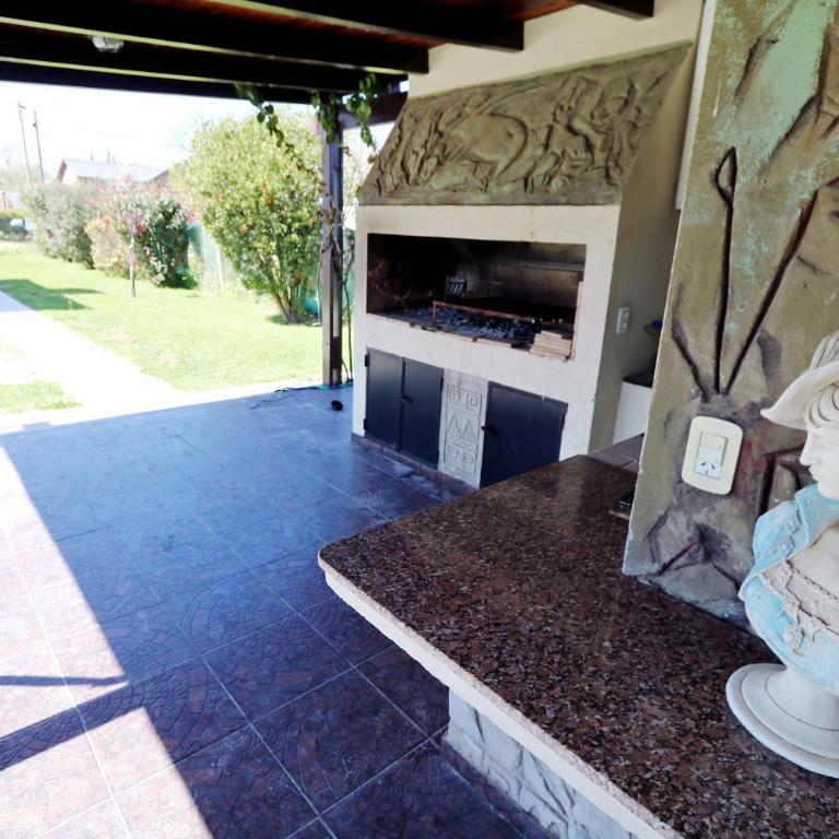 Hermosa Casa con Pileta Roldán Funes Rosario - Casa - 29