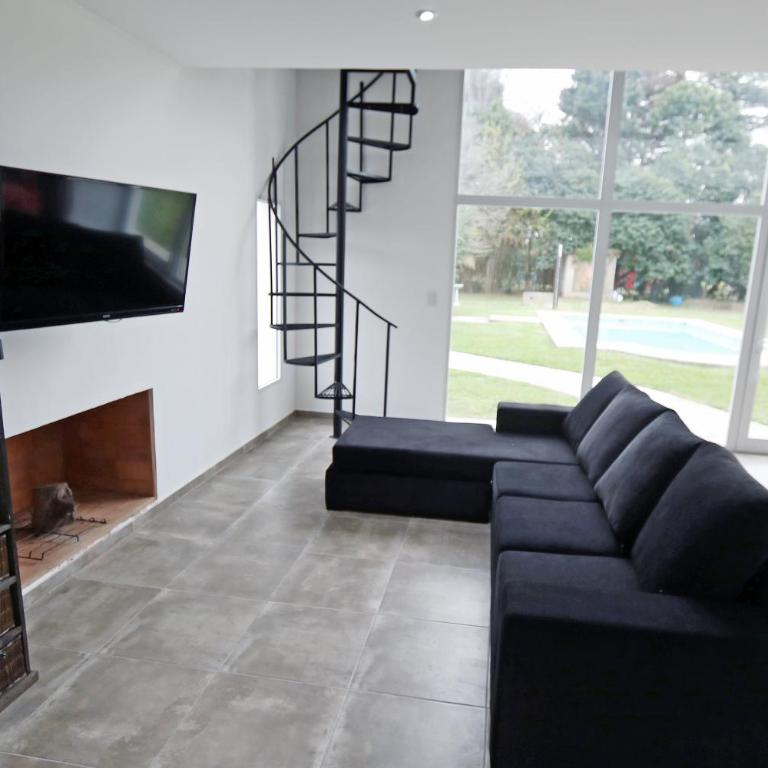 Hermosa Casa con Pileta Roldán Funes Rosario - Casa - 3