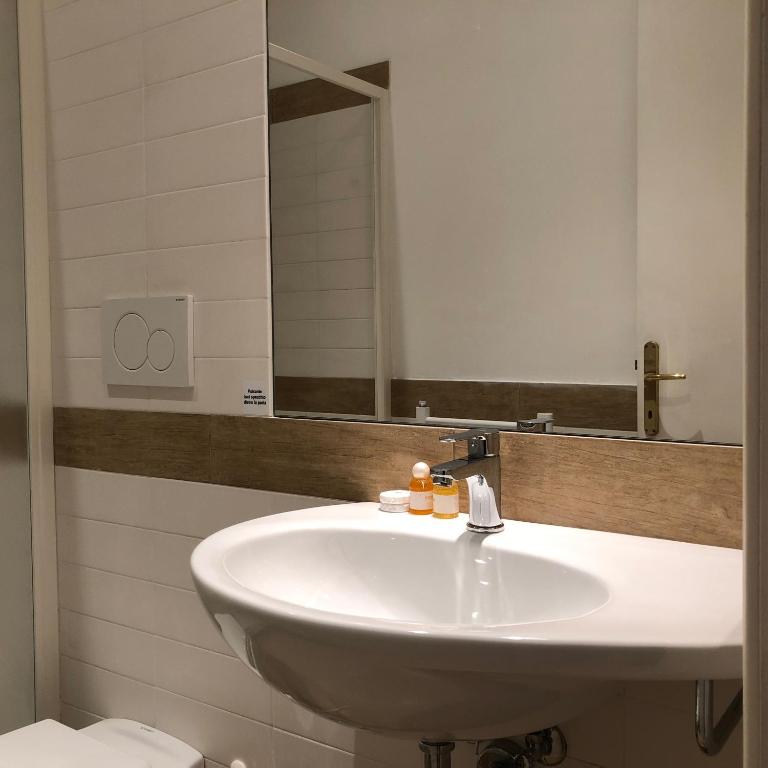 Monti Friendly Rome House - Casa con 2 Camere da Letto - 24