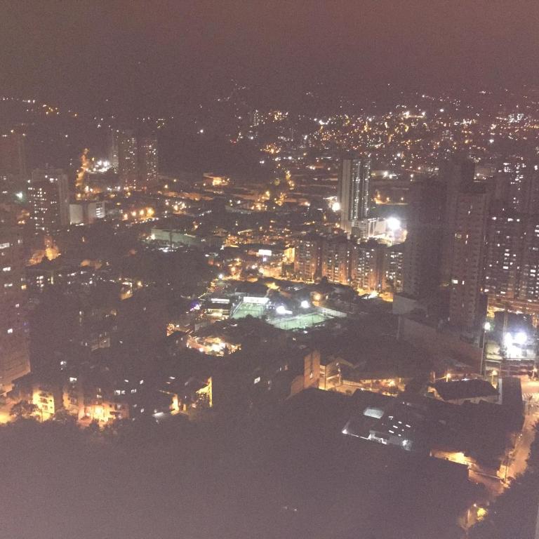 Apartamento relajante, amplio, moderno e iluminado, Sabaneta, Medellín , 3 alcobas - Apartment - 79