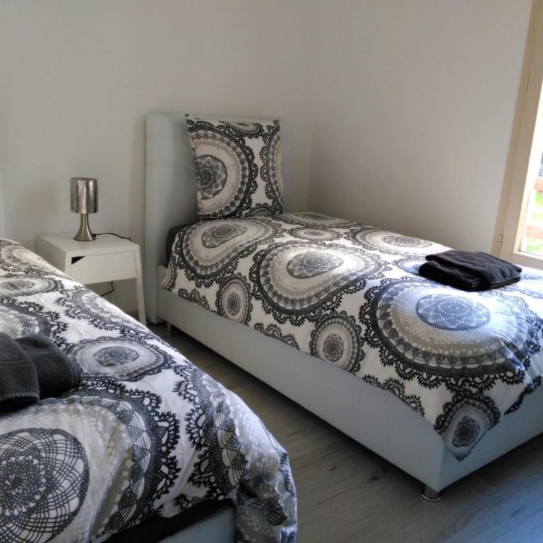 Bel et spacieux appartement de 84 m² avec parking très proche du Métro Garibaldi - Appartement - 17