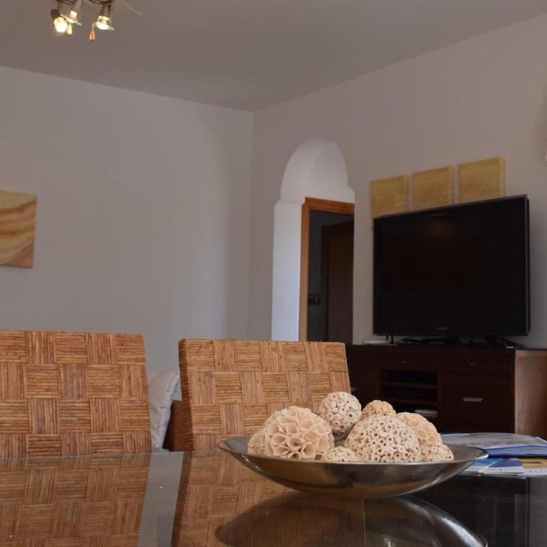 Villa Rochelle - Villa with Private Pool - 38