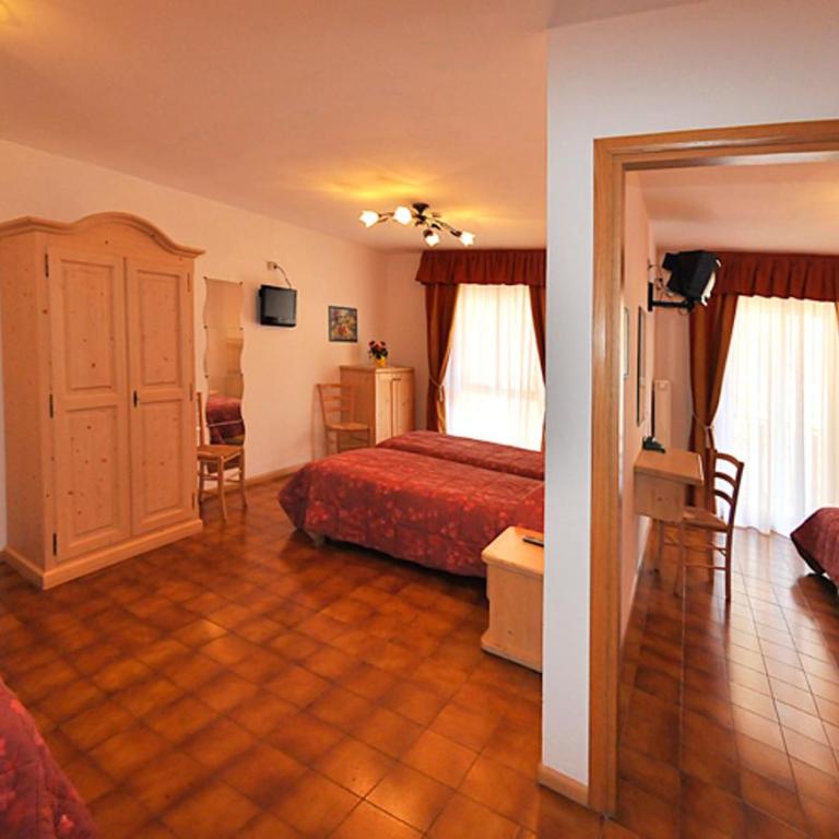 Hotel Piancastello - Vierbettzimmer - 1