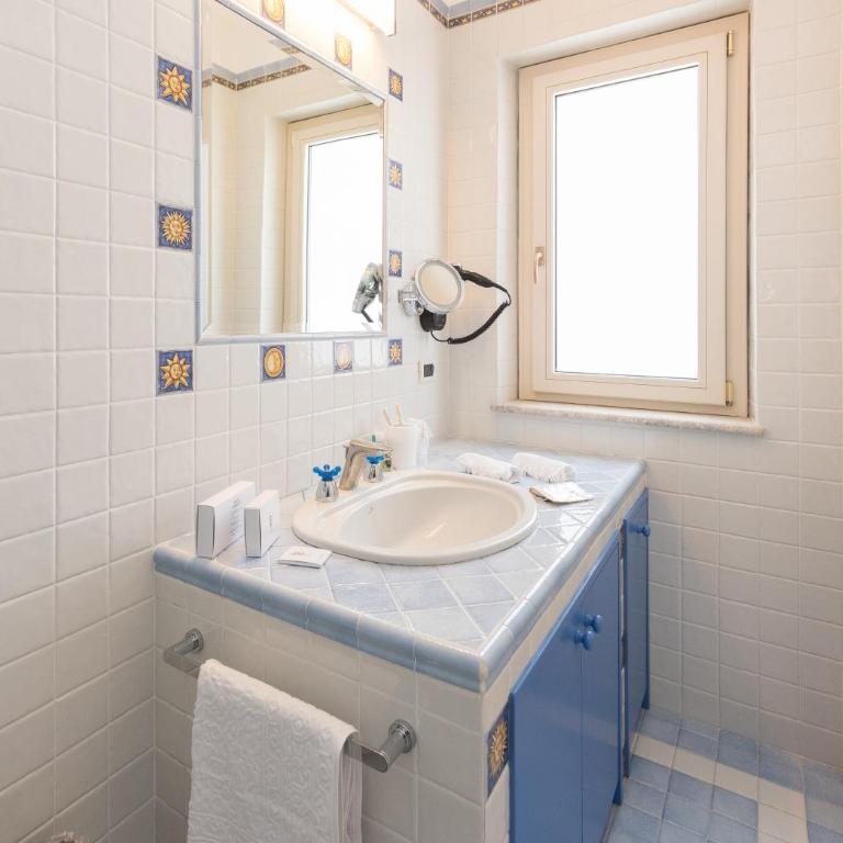 Villa Le Terrazze Charming Rooms - Double Room with Balcony - 14