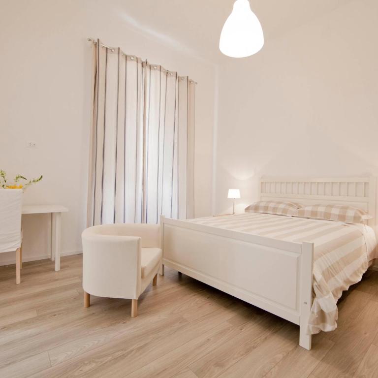 B&B Barone Sieri Pepoli - Camera Familiare con Balcone - 11