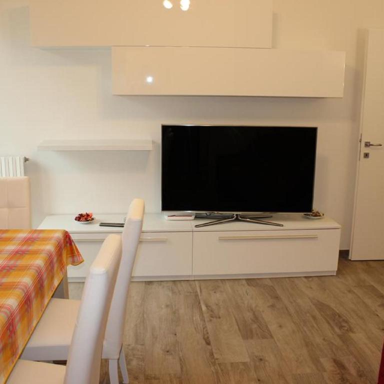 Light & Colours Apartment - Appartamento - 4