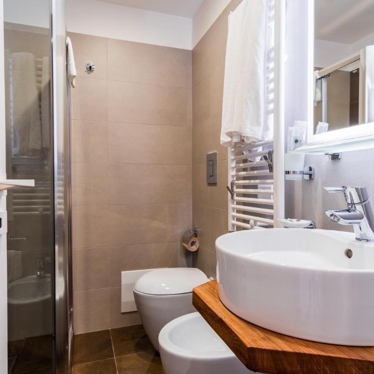 VistaViva B&B - Camera Matrimoniale con Bagno Privato - 8