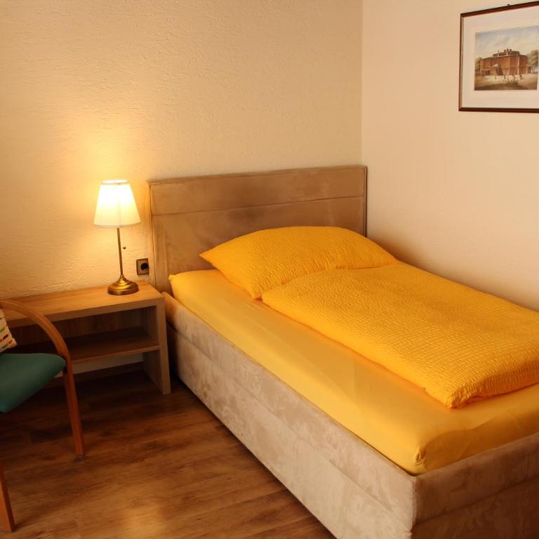 Hotel Sonnenhof - Einzelzimmer mit Balkon - 2