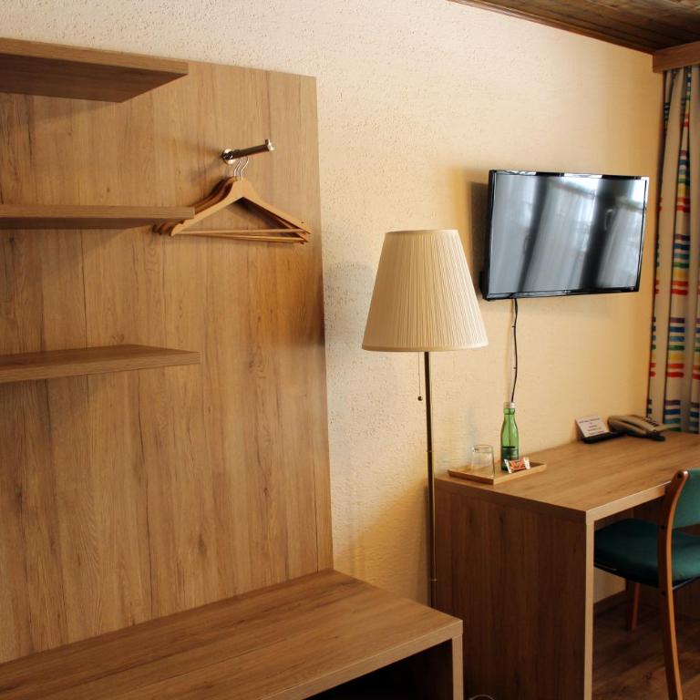 Hotel Sonnenhof - Einzelzimmer mit Balkon - 3