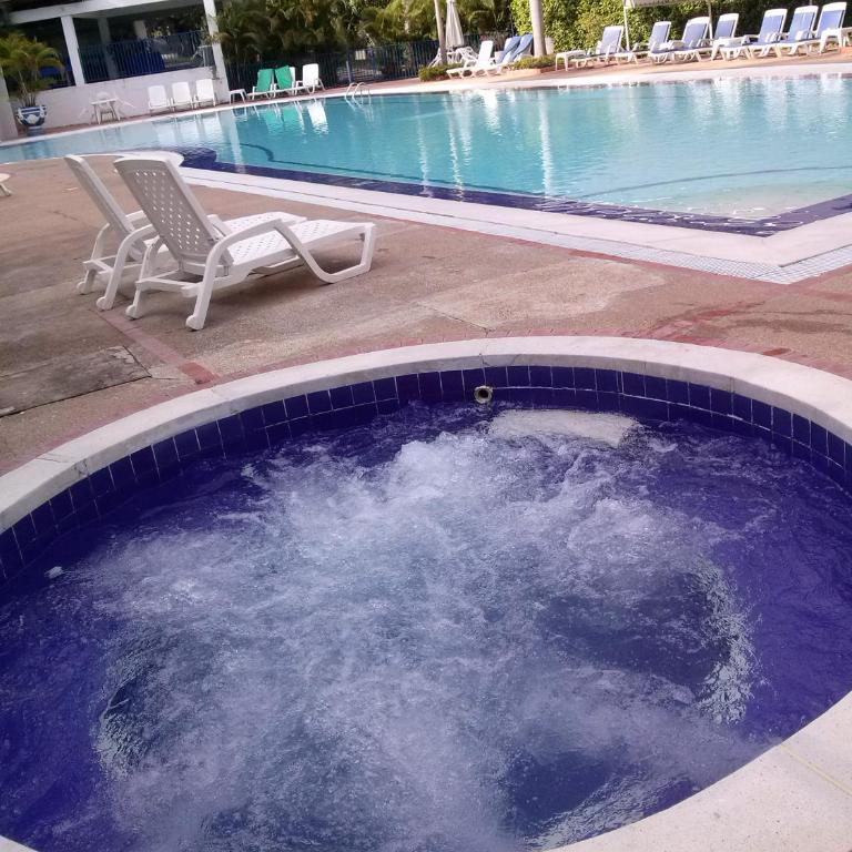 Condominio Girardot Resort - Apartamento - 16