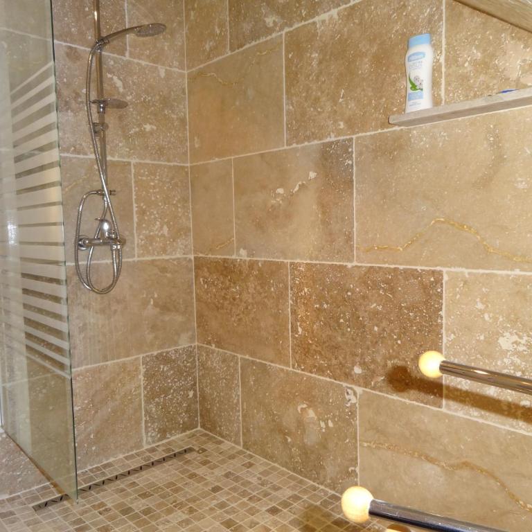 Locations des Alpilles - Appartement - Rez-de-Chaussée - 9