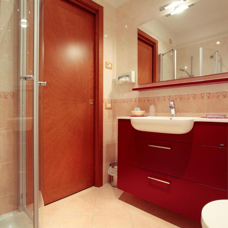 Hotel Residence Villa Beatrice - Appartamento con 1 Camera da Letto, Vista Giardino e Vista Lago Parziale - 2
