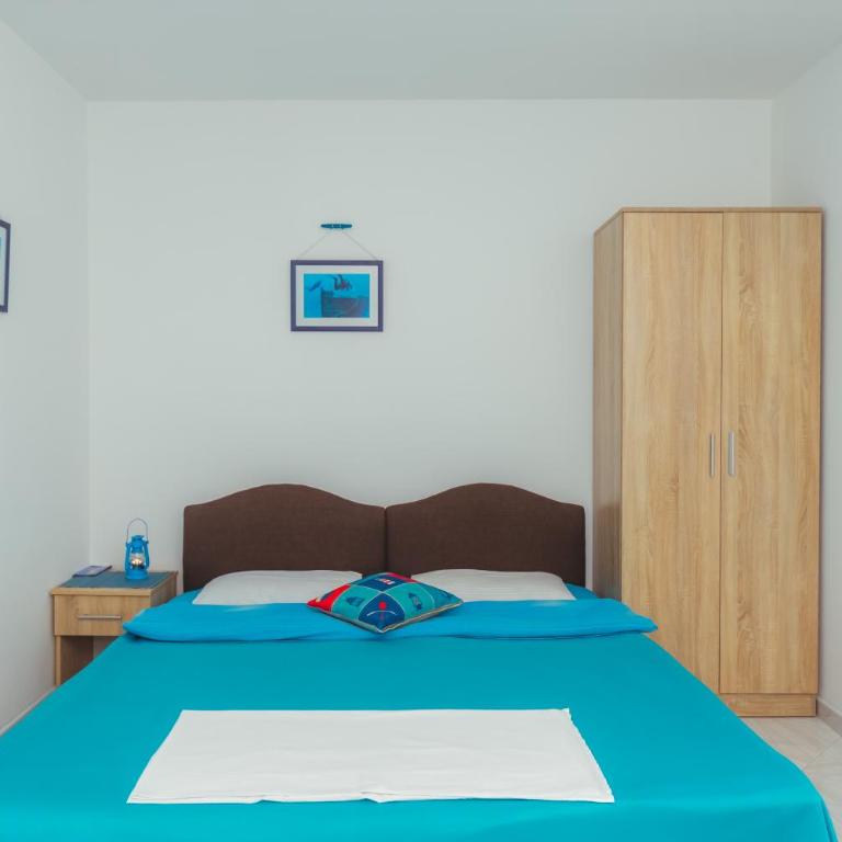Apartments Suster - Apartment with Balcony - 6