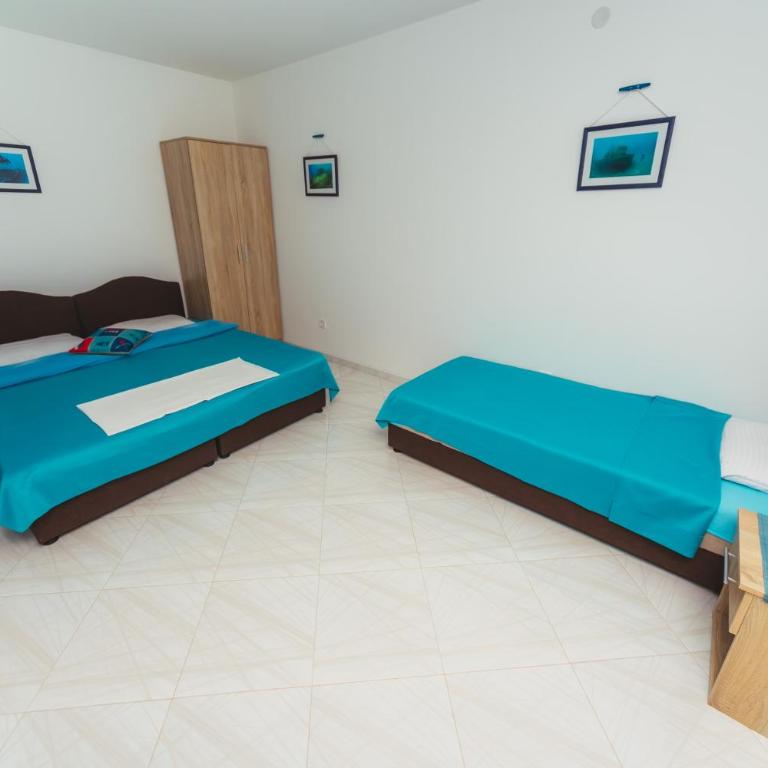 Apartments Suster - Apartment with Balcony - 8