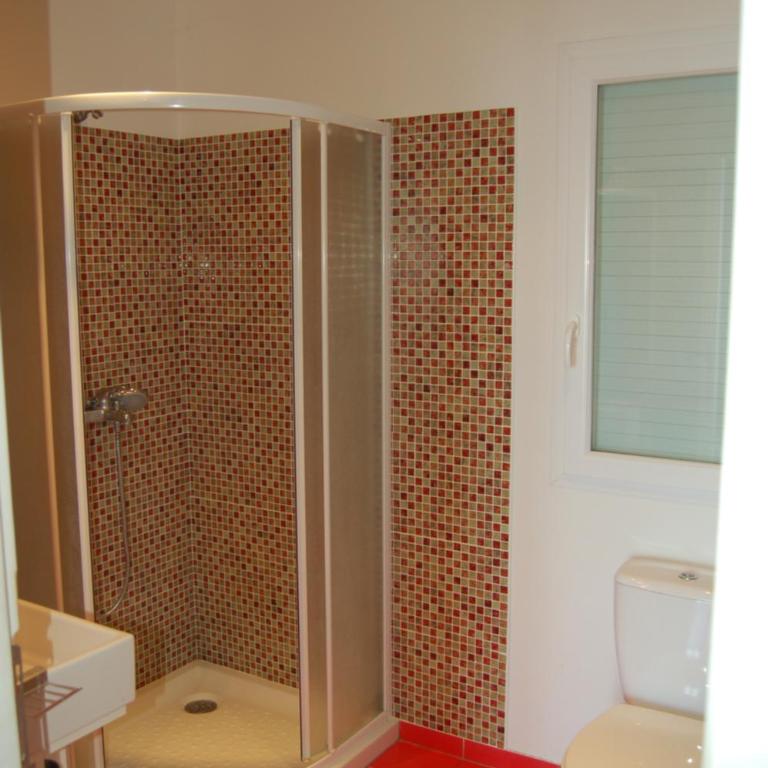 maison atypique les pieds dans l'eau - Maison de Vacances - 22