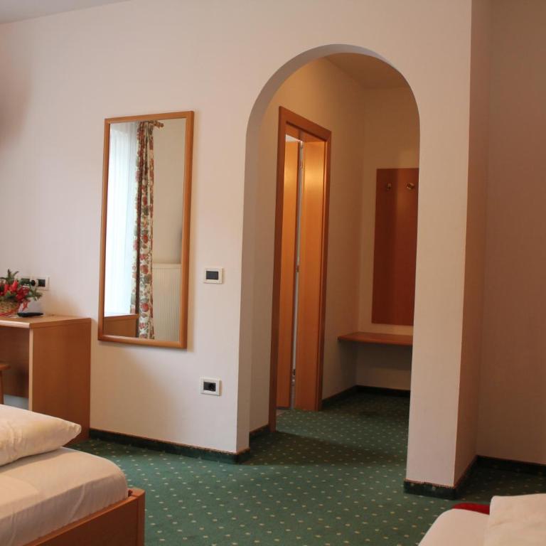 Hotel Elisabeth - Camera Tripla - 29