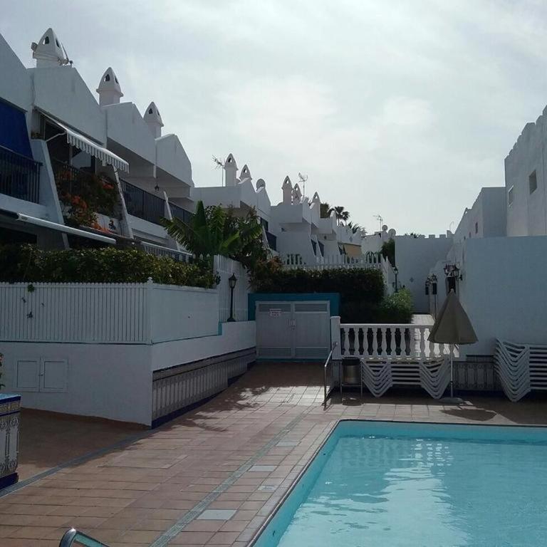 Pool View Yard Bungalow - Casa - 18