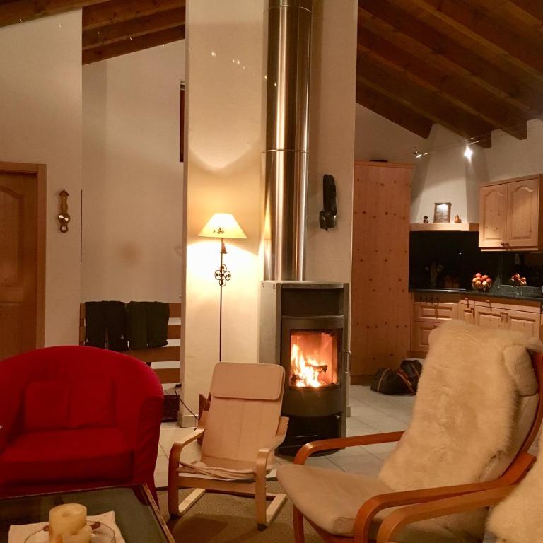 Chalet Mischabel - Ferienhaus - 10