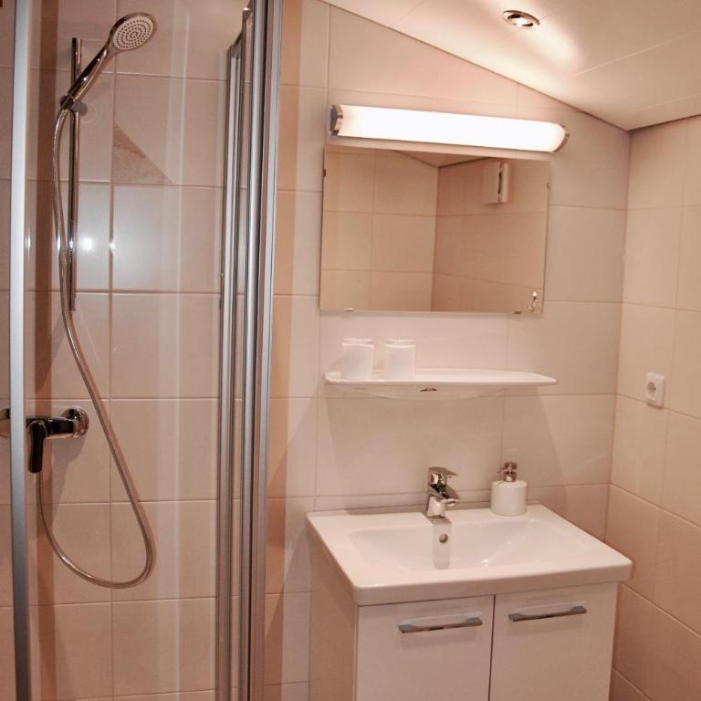 das Luggi Appartements - Apartment mit Terrasse - 5