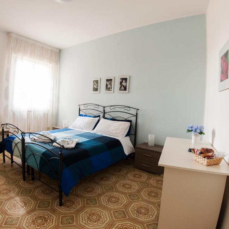 B&B da LEO - Camera Doppia con Letti Singoli con Bagno Privato - 1