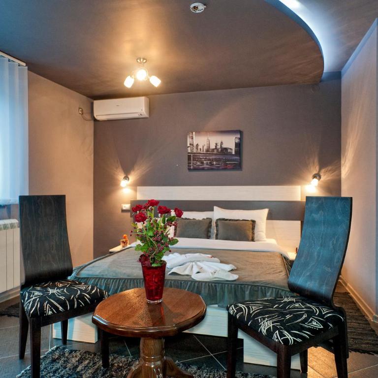 Garni Hotel Lama - Superior Double Room - 9
