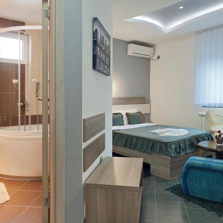 Garni Hotel Lama - Comfort Single Room - 6